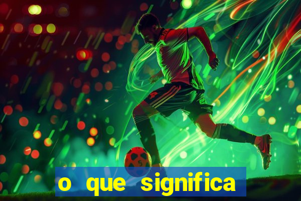 o que significa quando a luz acende sozinha
